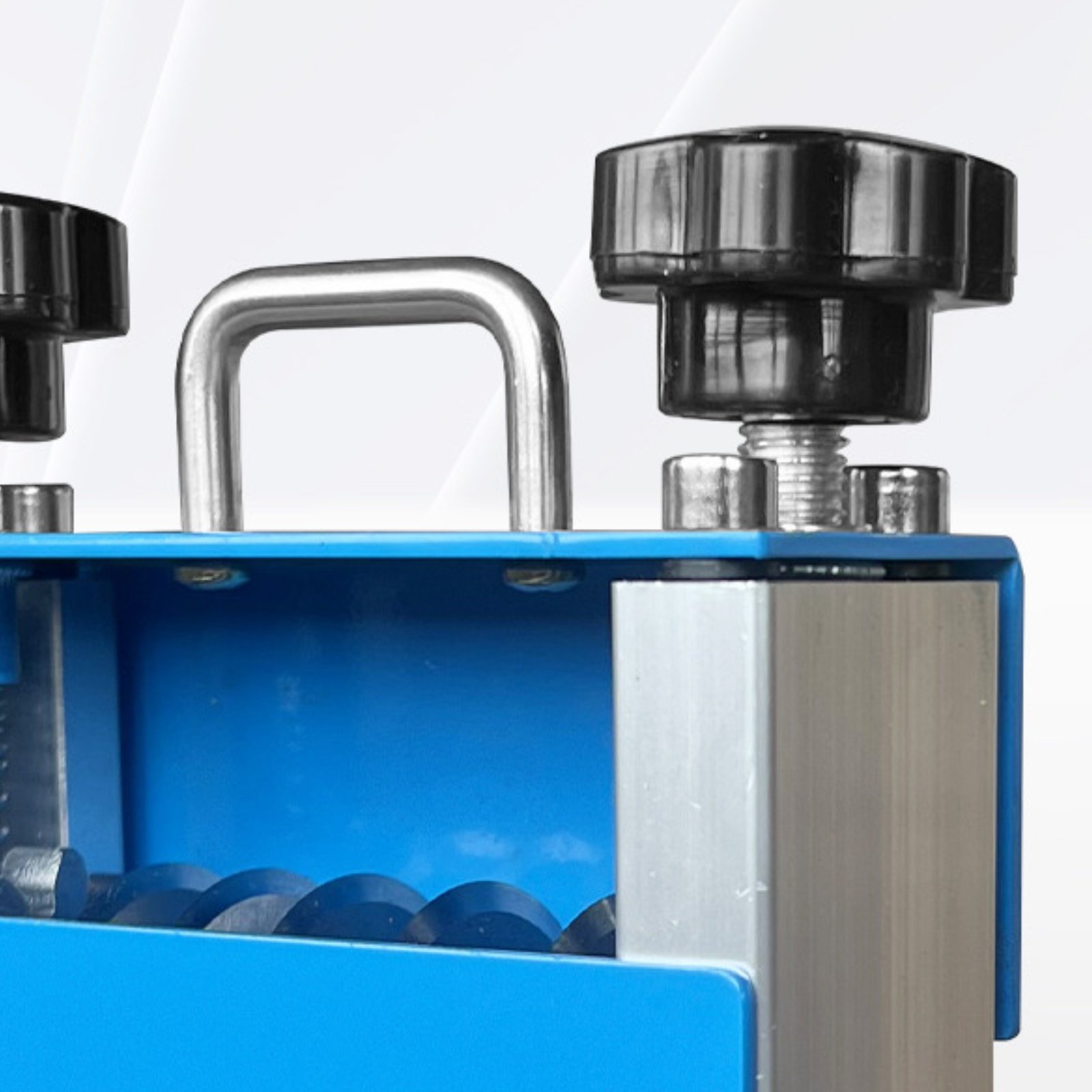Hand Tools In Workshop - Multi-hole snoerstripper met dubbele aandrijving, handmatige