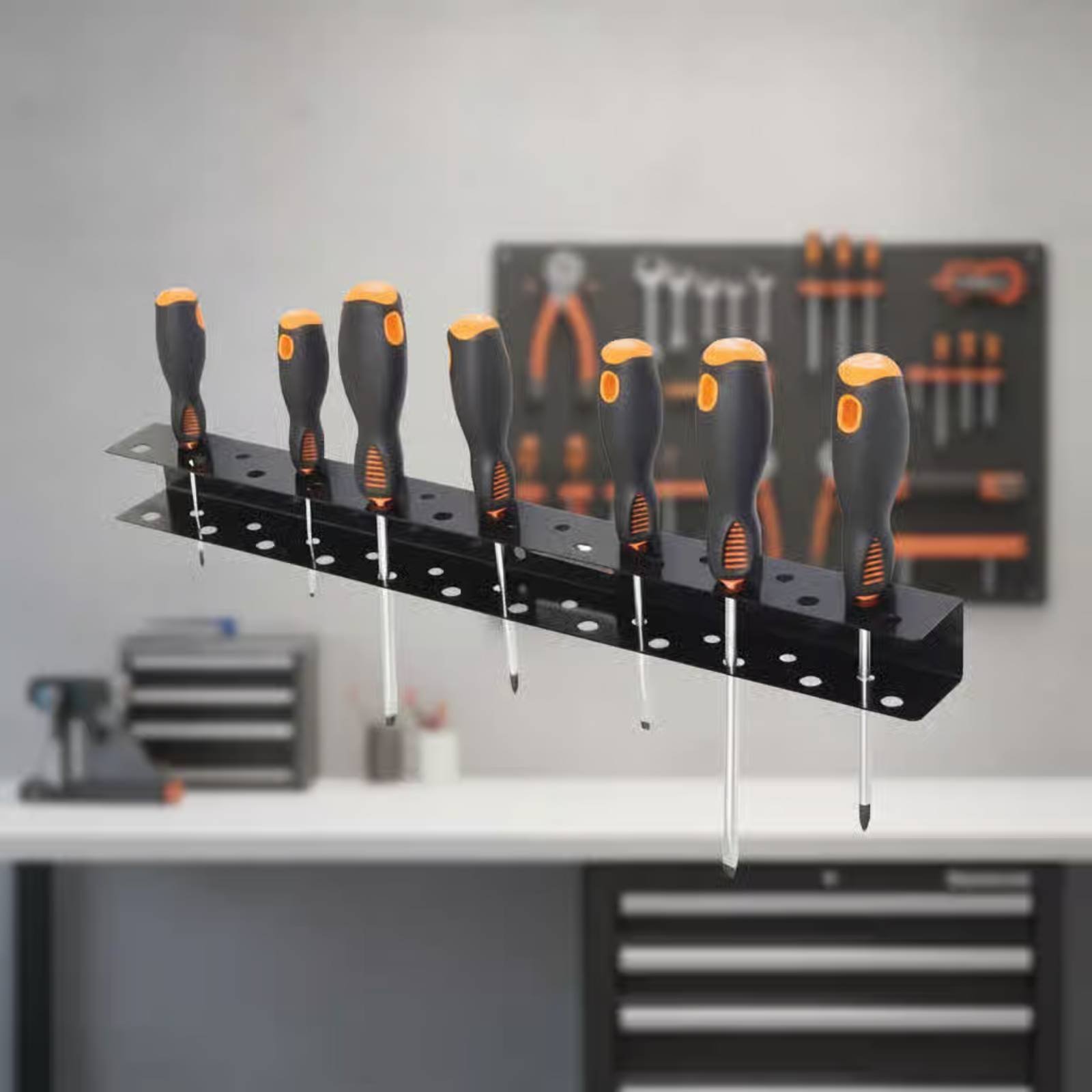 Schroevendraaier- en tangenrek - Pliers recensie en prijs